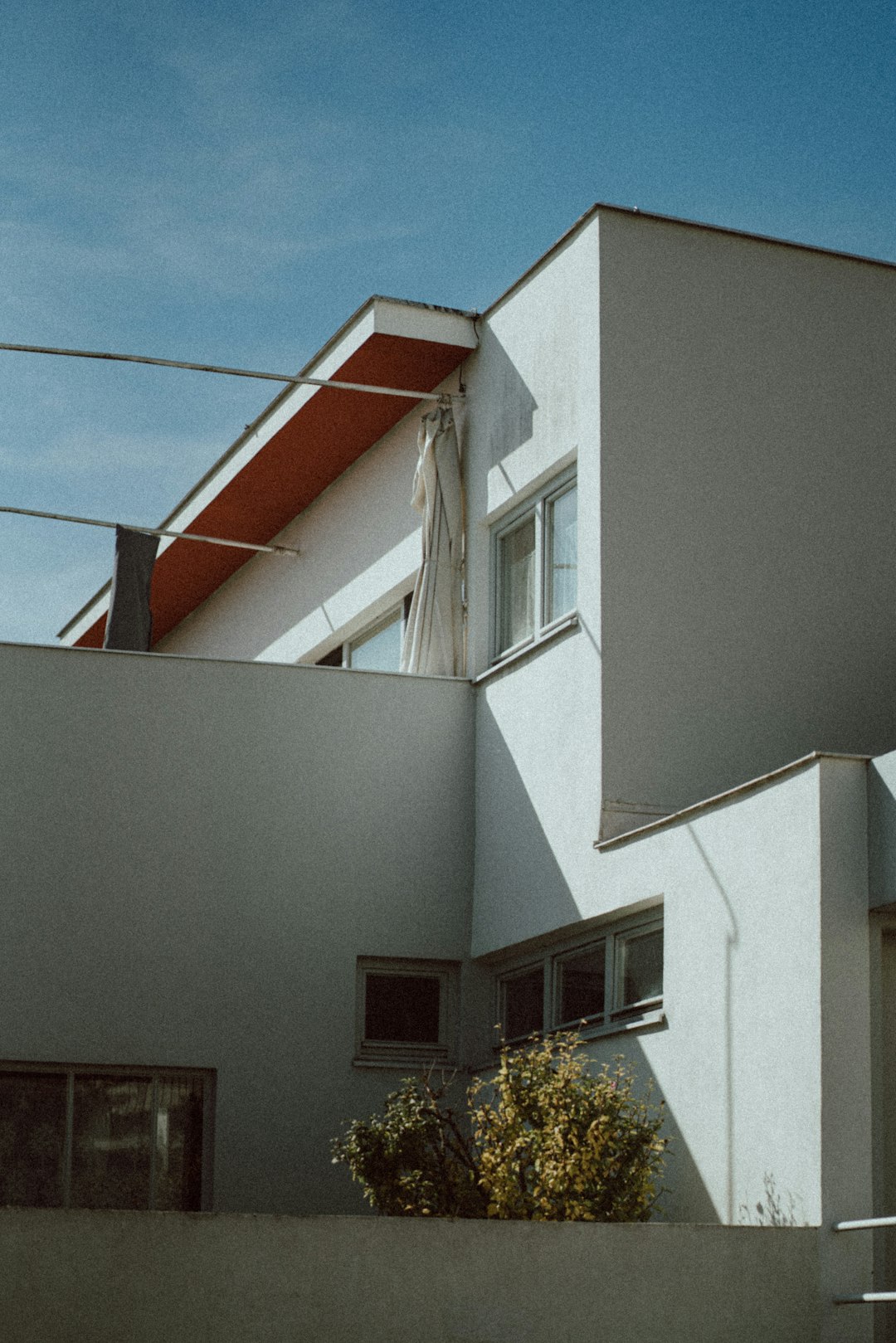 Contemporary Family Residence